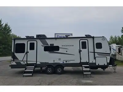 . Vehicle Information Provided by autoTRADER.ca . ... Other Equipment Air Conditioner(Roof), Ceiling...