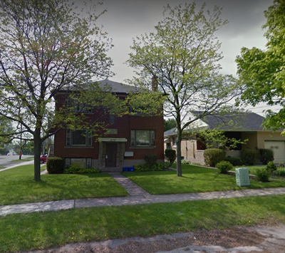 - Bright and spacious one bedroom apartment on upper floor in quiet 5 plex - Conveniently located wi...