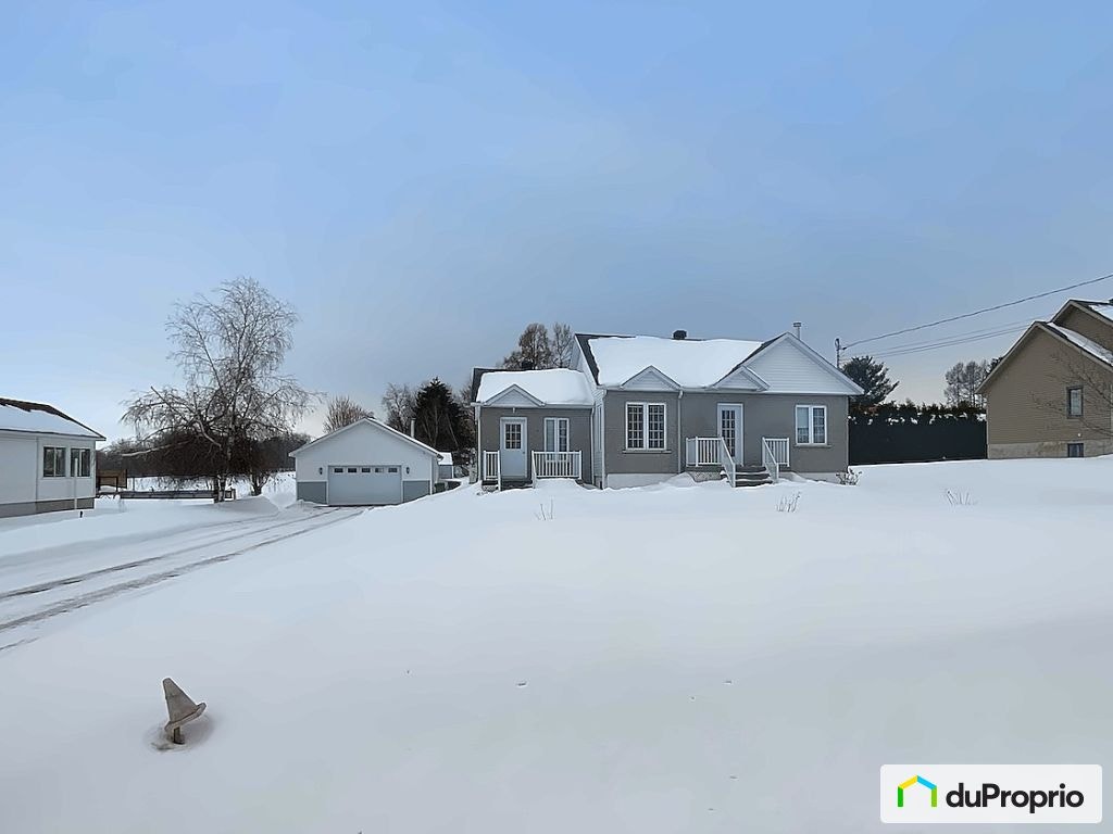 $515,000 - Bungalow for sale in Ste-Victoire-De-Sorel — photo 1
