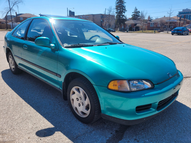 1993 Honda Civic Si Coupe **5 speed** in Cars & Trucks in City of Toronto - Image 2