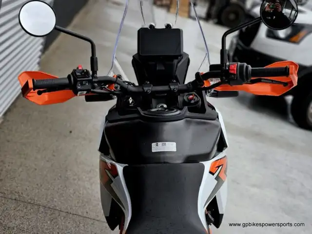 2025 KTM Adventure 390 R in Dirt Bikes & Motocross in Oshawa / Durham Region - Image 12