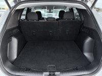Crowfoot Hyundai, AMVIC Licensed Dealer The 2024 Ford Escape Active is designed for the modern commu... (image 9)