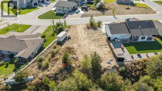 4009 Grandview Drive Castlegar, British Columbia in Land for Sale in Nelson - Image 12