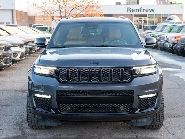 2025 Jeep Grand Cherokee L Summit in Cars & Trucks in Calgary - Image 8