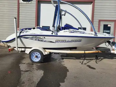 ?? 2001 Sea-Doo Sportster LSE ?? ? Classic jet-boat style — open bow layout with sporty design ? Sin...