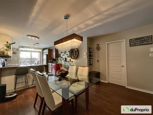 $484,800 - Condominium in Villeray / St-Michel / Parc-Extension — photo 2