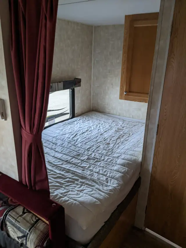 2007 Wolfpack by Cherokee Hunters edition Camper in Travel Trailers & Campers in Prince Albert - Image 10