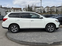 Crowfoot Hyundai, AMVIC Licensed Dealer Mileage: 111,986 km History: No accidents Pack up the whole... (image 4)