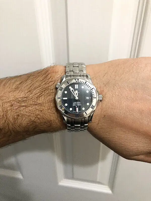 OMEGA SEAMASTER DIVER 300M 36.25MM QUARTZ WATCH • James Bond 007 in Jewellery & Watches in City of Halifax - Image 3