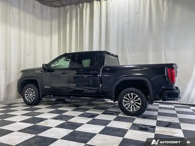 2020 GMC Sierra 1500 | AT4 CREW 4x4 | VENTED & HEATED SEATS | RE in Cars & Trucks in Portage la Prairie - Image 5