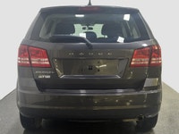 The 2017 Dodge Journey SE is a practical used SUV built for daily life in Virden. This front-wheel-d... (image 3)