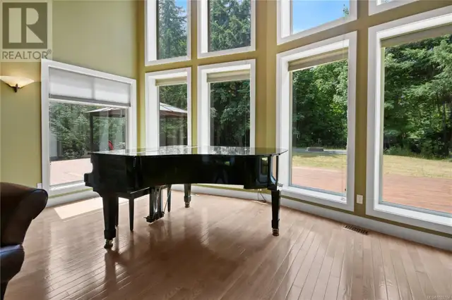 2220 Honey Wulff Close Nanoose Bay, British Columbia in Houses for Sale in Parksville / Qualicum Beach - Image 11
