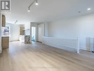 UPPER - 1153 DUNDAS STREET W Toronto (Trinity-Bellwoods), Ontari