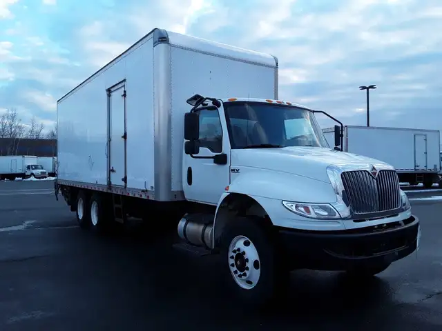 2020 International MV607 Straight *Ask about BOGO or Dep Match P in Heavy Trucks in Dartmouth - Image 6