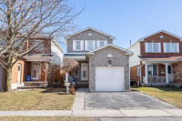 2 Bdrm Detached Home in the Heart of Courtice