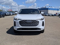 This pre-owned 2025 Audi Q5 2.0T delivers refined performance, premium comfort, and advanced technol... (image 9)