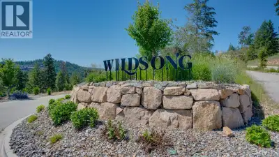 Click brochure link for more details** Welcome to 148 Wildsong Crescent (Lot #12), a premier lot in...