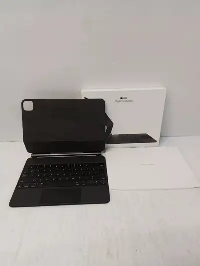 In used working condition, has signs of wear Apple iPad Case Model: Magic Keyboard Comes with a box...