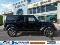 This Jeep Wrangler has a durable Regular Unleaded V-6 3.6 L/220 engine powering this Automatic trans... (image 5)