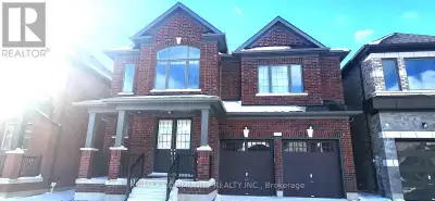 Beautiful 4 bedroom home Back In to Pond and Brand New home located in Lindsay. 3,009 Sq. Ft.as per...