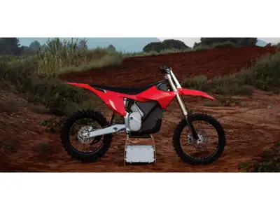 Outperforming the competition, silently Our goal: build the world’s fastest motocross bike. For the...