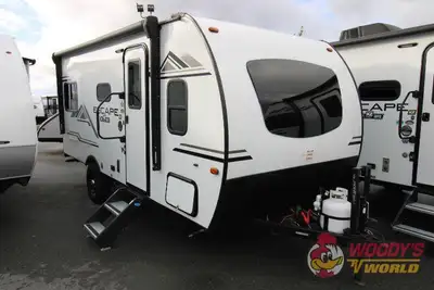 MVSA #40458 ALL TYPES OF CREDIT ACCEPTED Specifications and Features: Unloaded Vehicle Weight (UVW):...