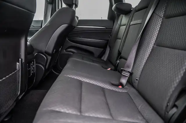 2020 Jeep Grand Cherokee Laredo * V6 * Jamais accidenté * Toujou in Cars & Trucks in City of Montréal - Image 28