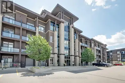 Welcome to Vibe Condos, located in the heart of Burlington's vibrant Uptown community. This modern,...
