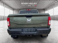 TRAILER SWAY CONTROL, TRAILER HITCH, ELECTRONIC STABILITY, TRACTION CONTROL, REMOTE KEYLESS ENTRY De... (image 3)