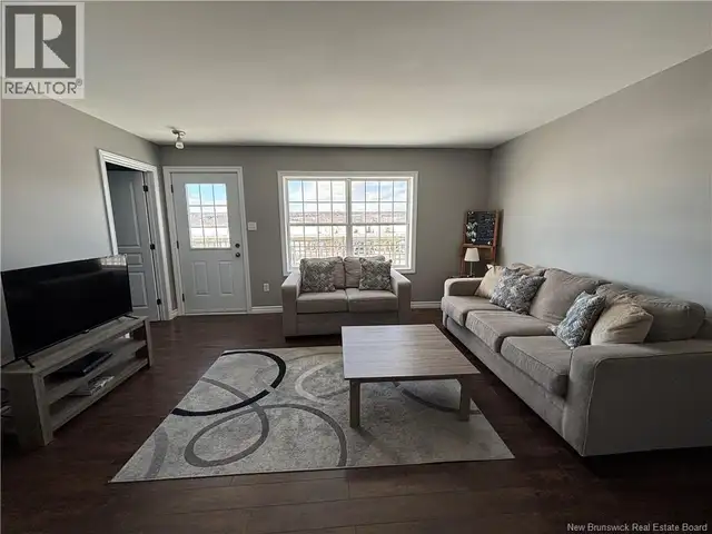 4506 Hwy 102 Upper Kingsclear, New Brunswick in Houses for Sale in Fredericton - Image 6