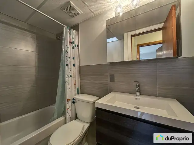 $789,000 - Duplex in Villeray / St-Michel / Parc-Extension in Houses for Sale in Laval / North Shore - Image 7