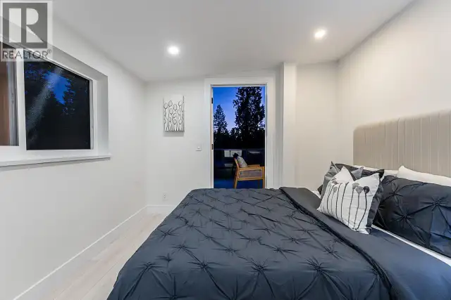 531 GREENWAY AVENUE North Vancouver, British Columbia in Houses for Sale in North Shore - Image 17