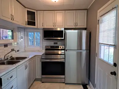 Unit 101 - 324 King Street For showings, TEXT: 705-559-3991 & please indicate address of unit you ar...