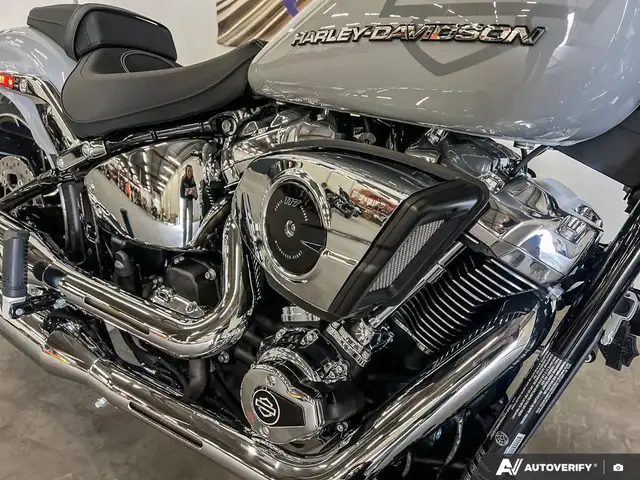 2025 Harley-Davidson FXBR - Breakout(TM) in Street, Cruisers & Choppers in Calgary - Image 21