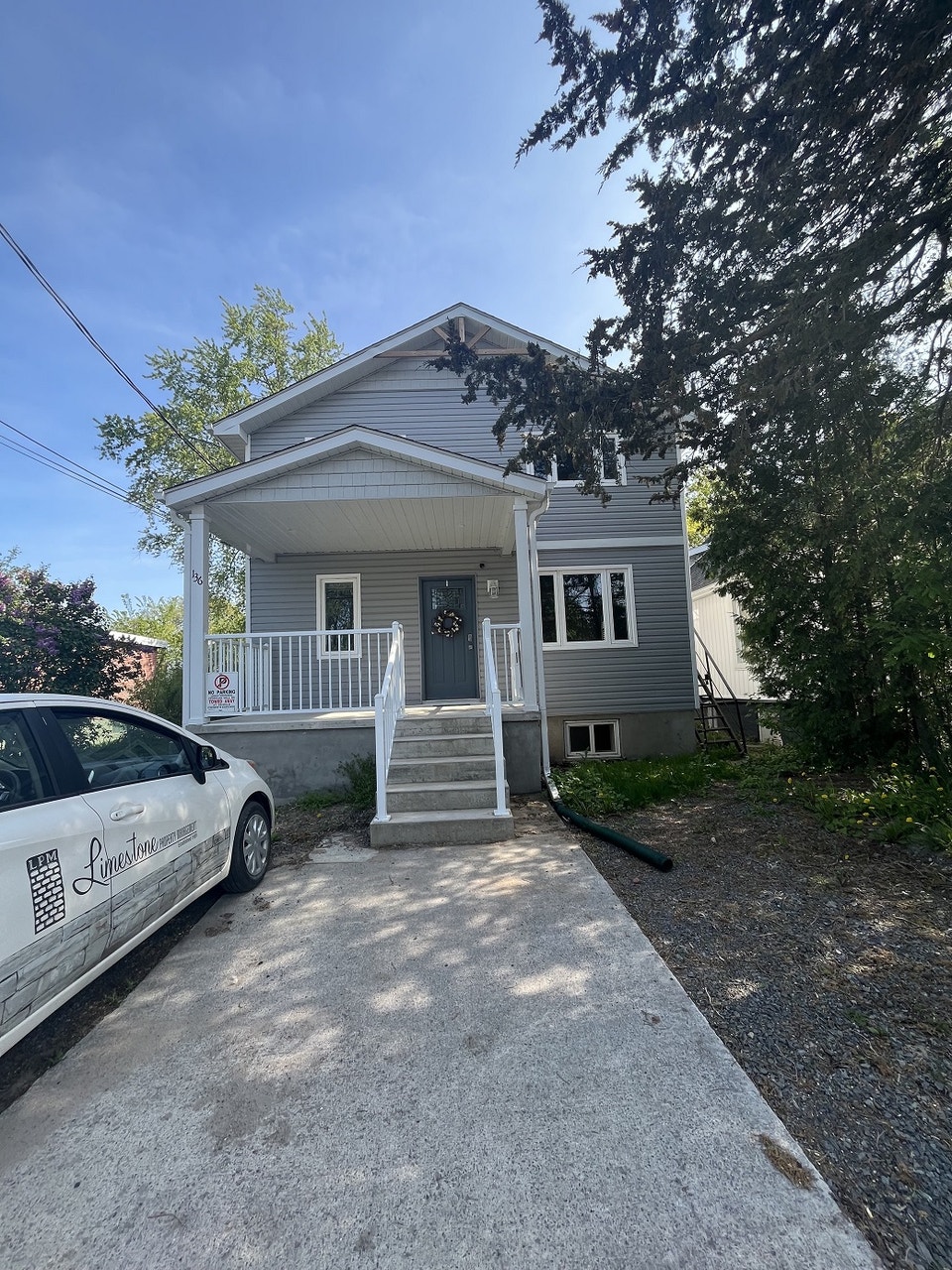 136 Joseph Street - Apartment within walking distance to parks, | Long ...