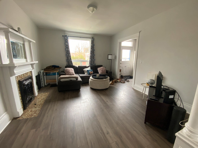 241 Division St-6 bedroom student house - a short walk to campus in Long Term Rentals in Kingston - Image 4