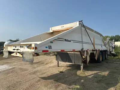 Welcome to Edmonton Equipment Rentals and Sales Ltd 2 compartments hand crank tarp air ride air brak...