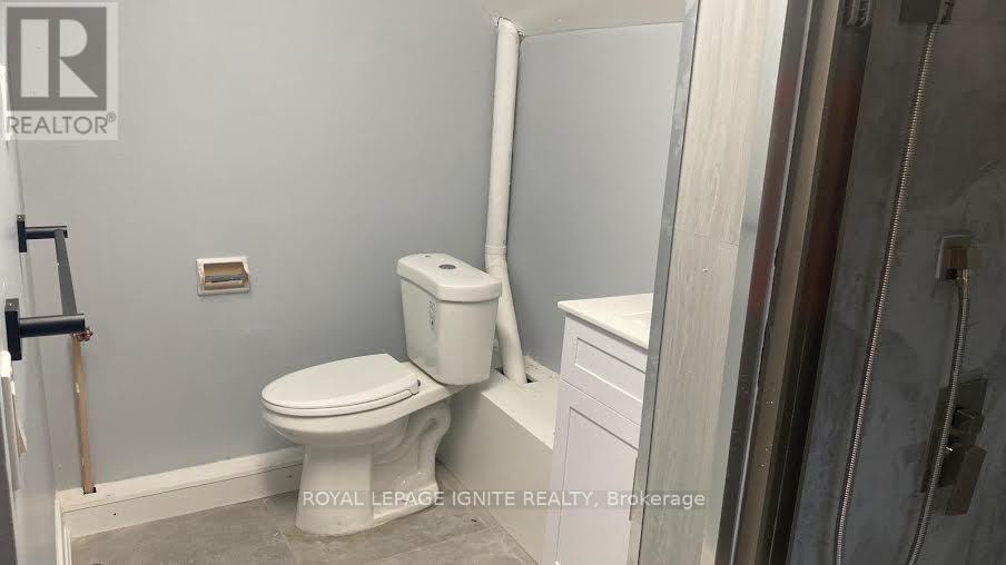 APT #3 - 6710 MAIN STREET Whitchurch-Stouffville (Stouffville), 2