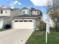 Calgary NW Detached Homes for Sale w/Garage from Low $600's