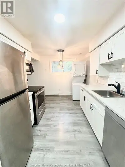 3150 PETER STREET Unit# 3 Windsor, Ontario