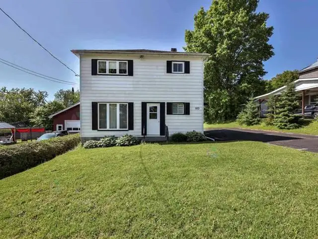 183 Rue Montcalm Maniwaki, Quebec62864749448705122