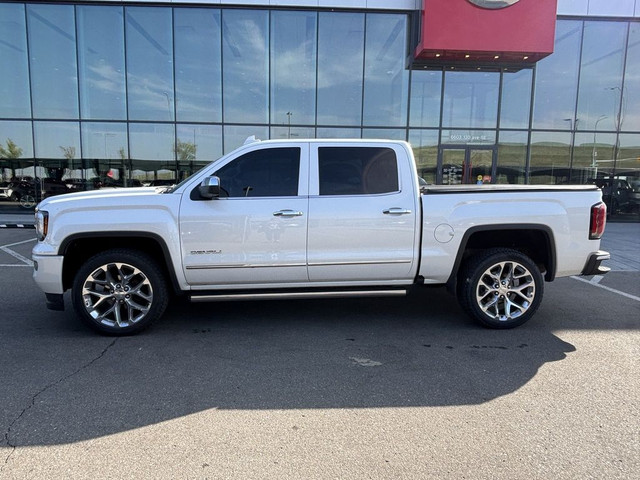 2017 GMC Sierra 1500 Denali 4x4 Crew Cab • 6.2L • Sunroof • Pwr  in Cars & Trucks in Calgary - Image 3