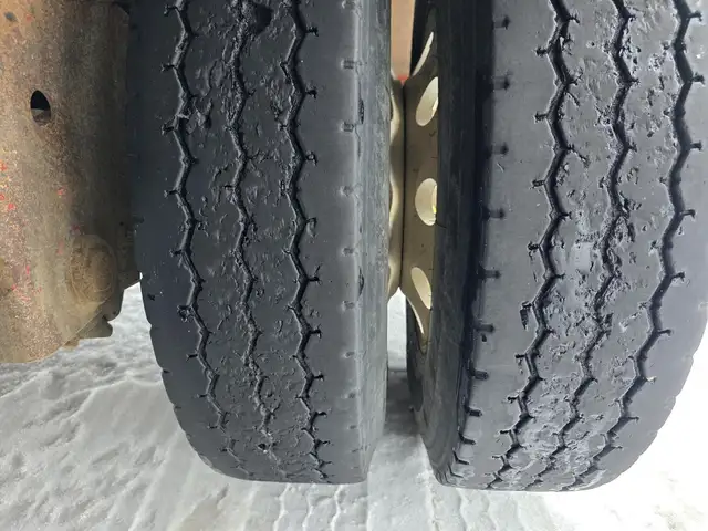 2012 PETERBILT 388 in Heavy Trucks in Saskatoon - Image 81