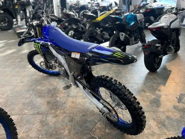 2025 YAMAHA YZ450F in Dirt Bikes & Motocross in Saguenay - Image 6