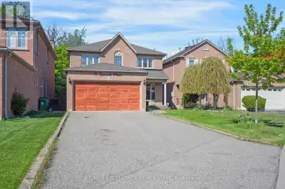 15 NYMARK PLACE Brampton (Westgate), Ontario