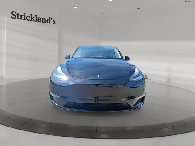 2022 Tesla Model Y Long Range420216442927206401