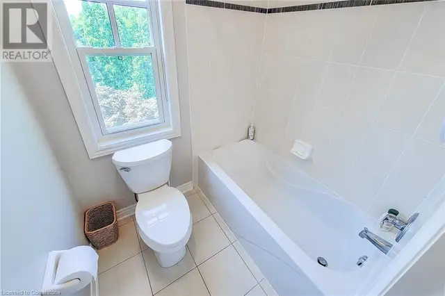 16 BROCK Street Niagara-on-the-Lake, Ontario in Houses for Sale in St. Catharines - Image 35