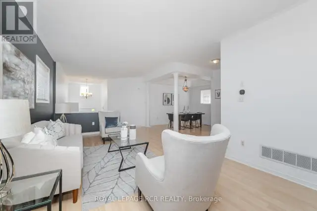 119 SUNDRIDGE STREET Brampton (Snelgrove), Ontario in Houses for Sale in Mississauga / Peel Region - Image 9