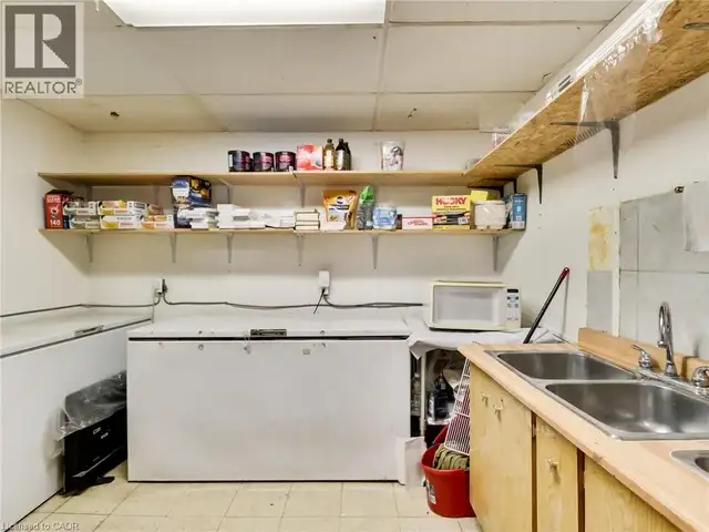 44 FRANCIS Street Hamilton, Ontario in Commercial & Office Space for Sale in Mississauga / Peel Region - Image 16