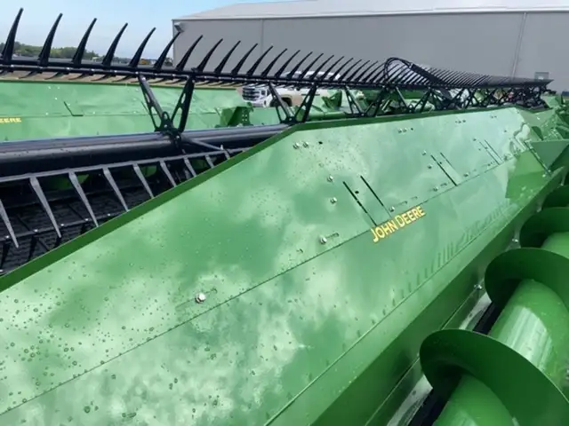 2025 John Deere HDR 50 in Farming Equipment in Swift Current - Image 22